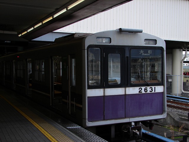 八尾南駅での2631F(2006.3.30)